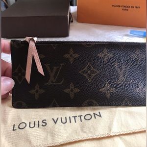 Louis Vuitton coin pouch